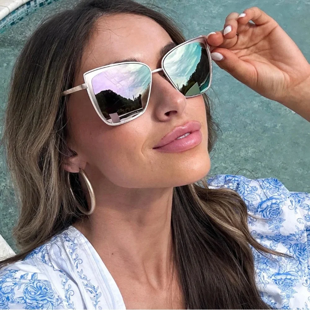 DIFF Grace Sunglasses Brushed Gold Frame Cherry Blossom Mirror Lens Cat Eye NWT